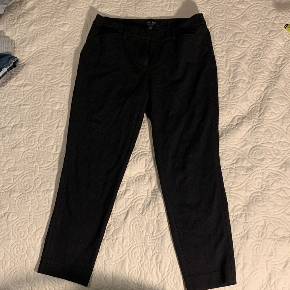 White House Black Market slim black ankle pants size 4